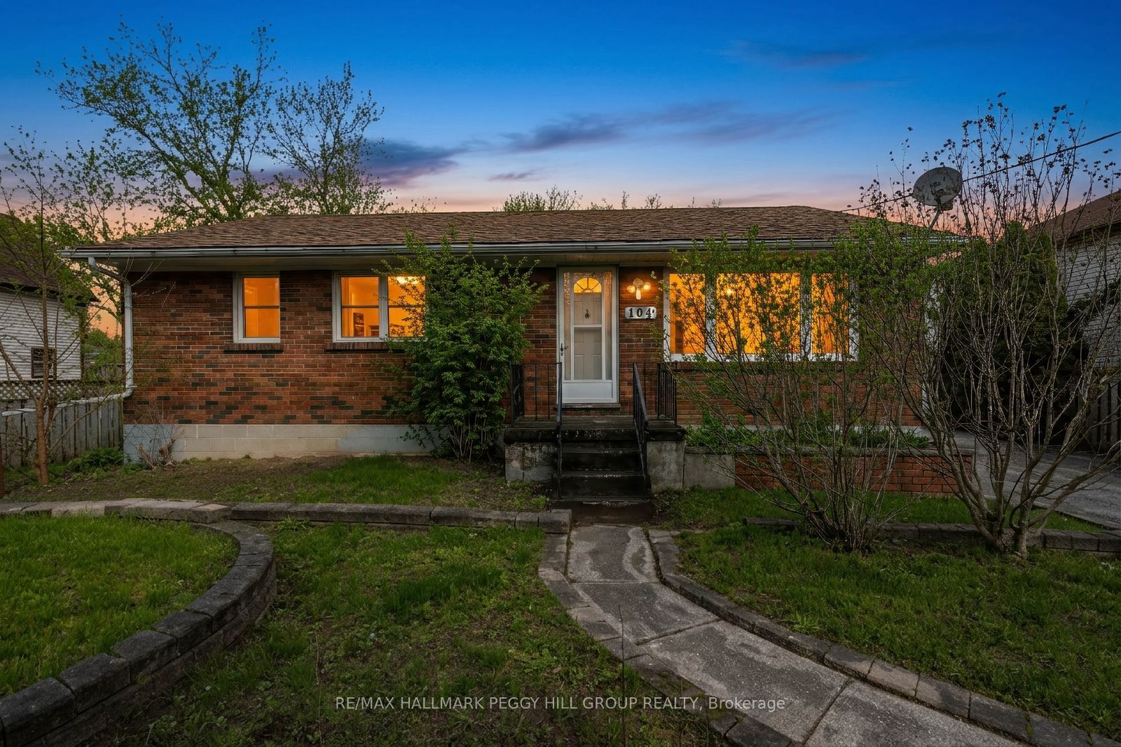 104 Henry Street, Barrie, ON, L4N 1C8