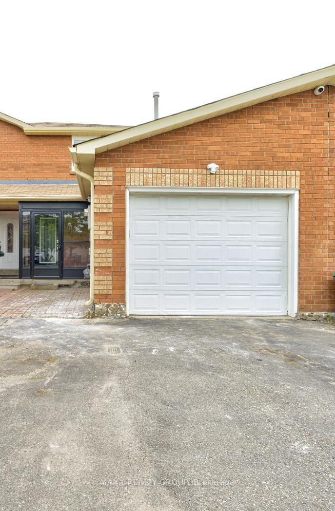 109 Woodsend Run, Brampton, ON, L6Y 4H7