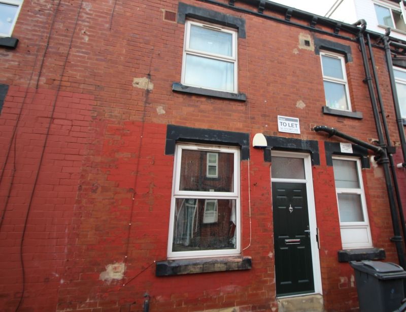 2 bed shared accommodation to rentHarold Road, Hyde Park, Leeds LS6