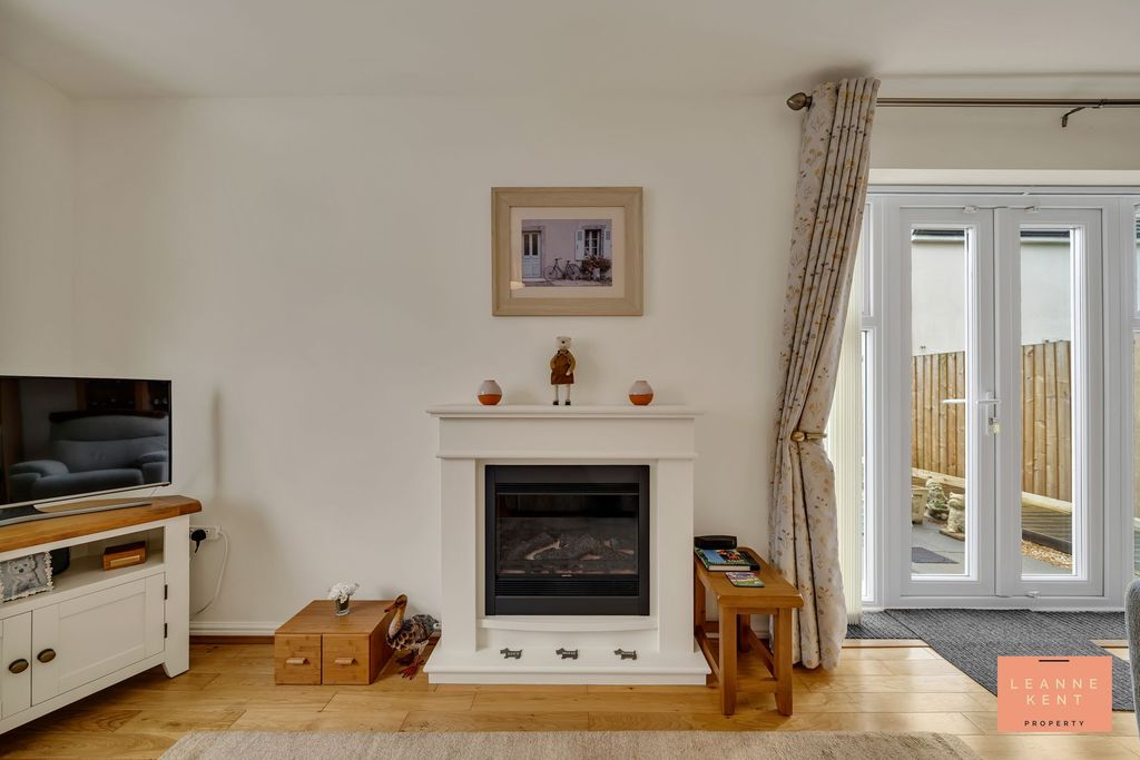 Additional image 8 of 3 bed detached house for saleDruids Close, Caerphilly CF83