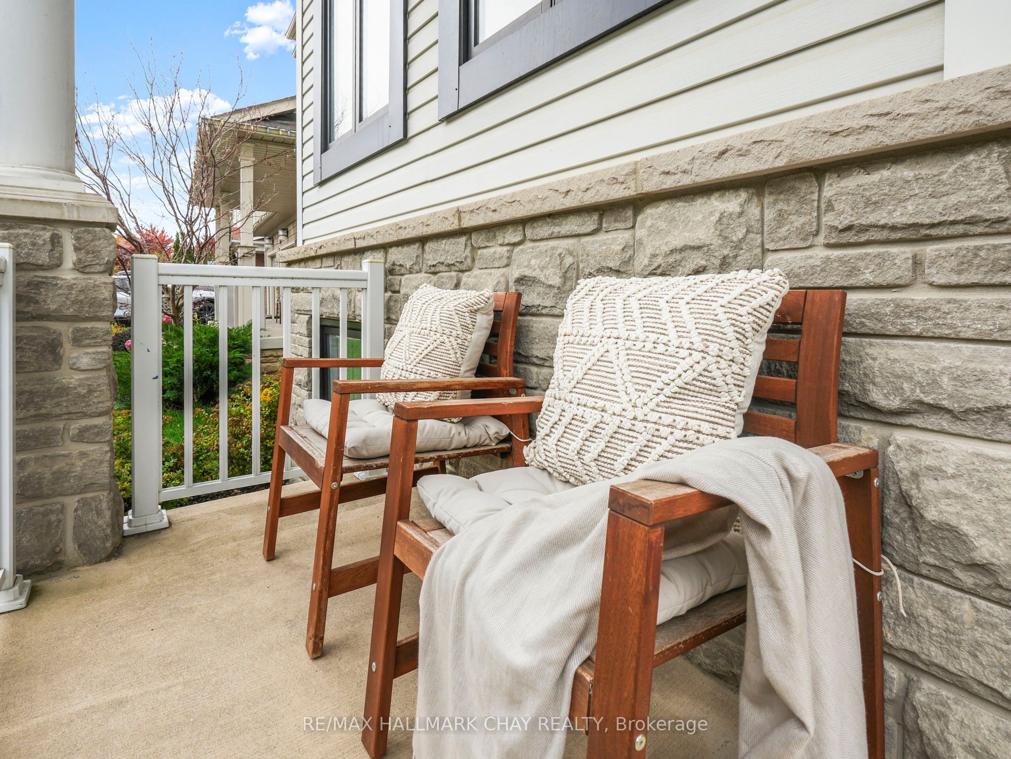 Additional image 5 of 102 Diana Way, Barrie, ON, L4M 7J2