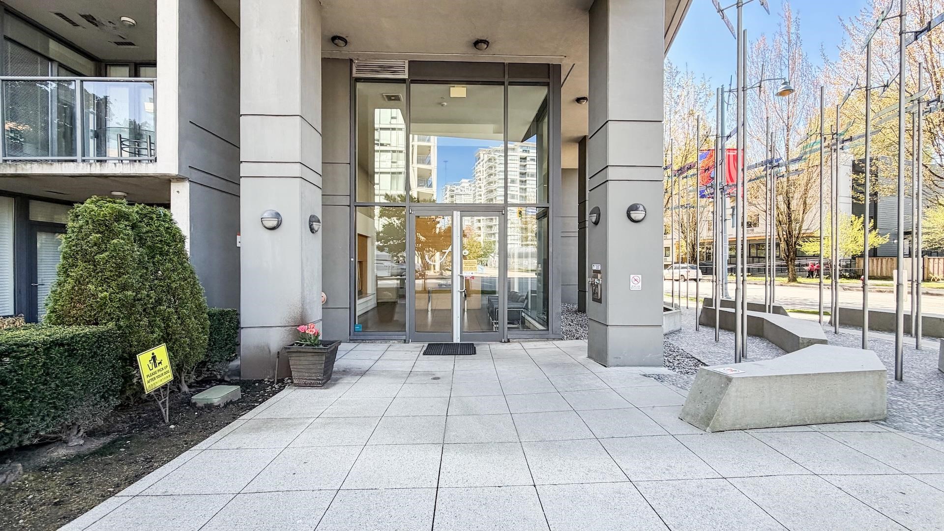 501-7360 Elmbridge Way, Richmond, BC, V6X 0A5