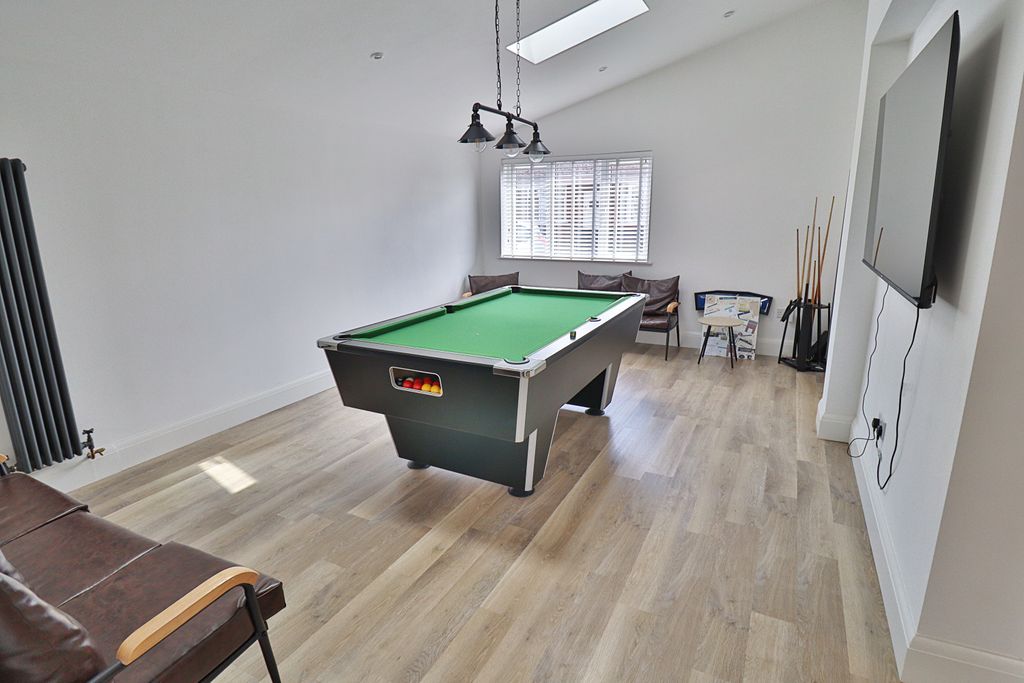 Additional image 5 of 3 bed semi-detached house to rentWestbrook Park Road, Peterborough PE2