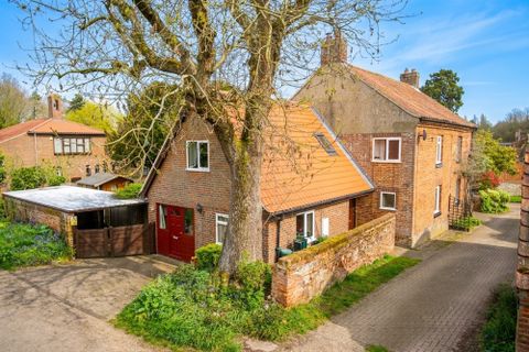 St. Michaels Cottages, Bowthorpe Hall Road, Norwich NR5