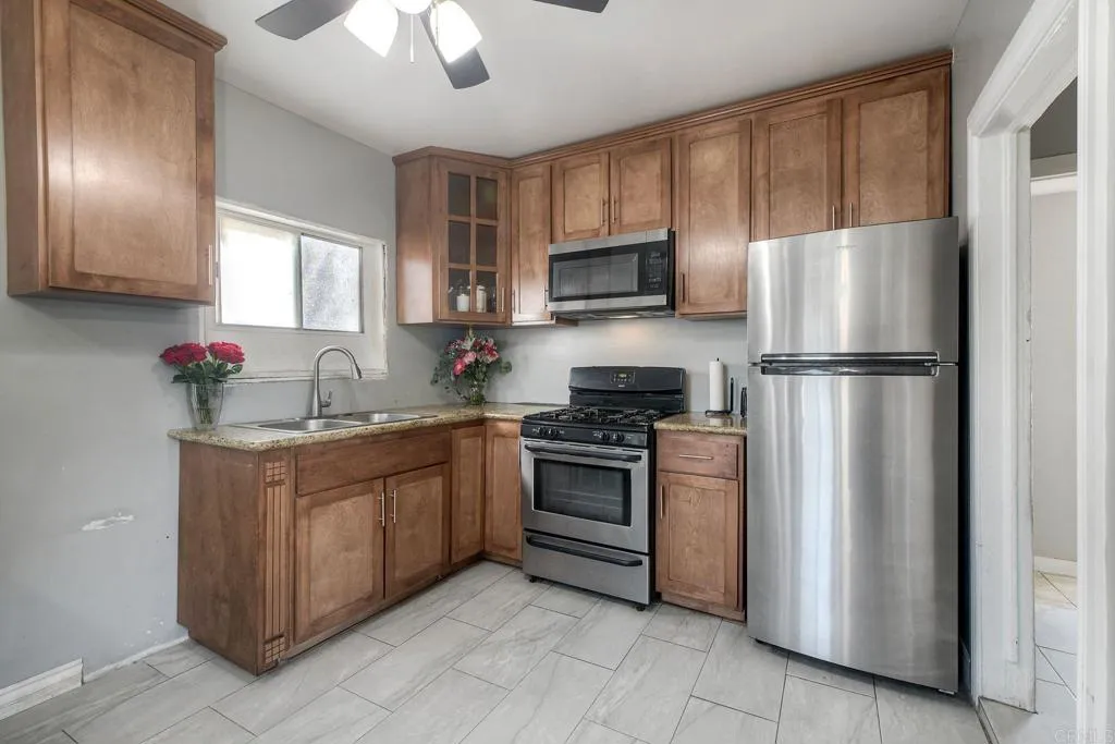 Additional image 44 of 412 W 9th Avenue, Escondido, CA 92025