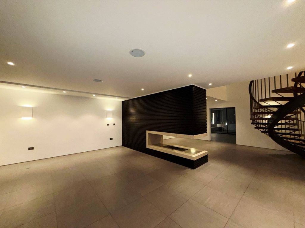 Additional image 6 of 5 bed detached house to rentSevenoaks Road, Pratts Bottom BR6