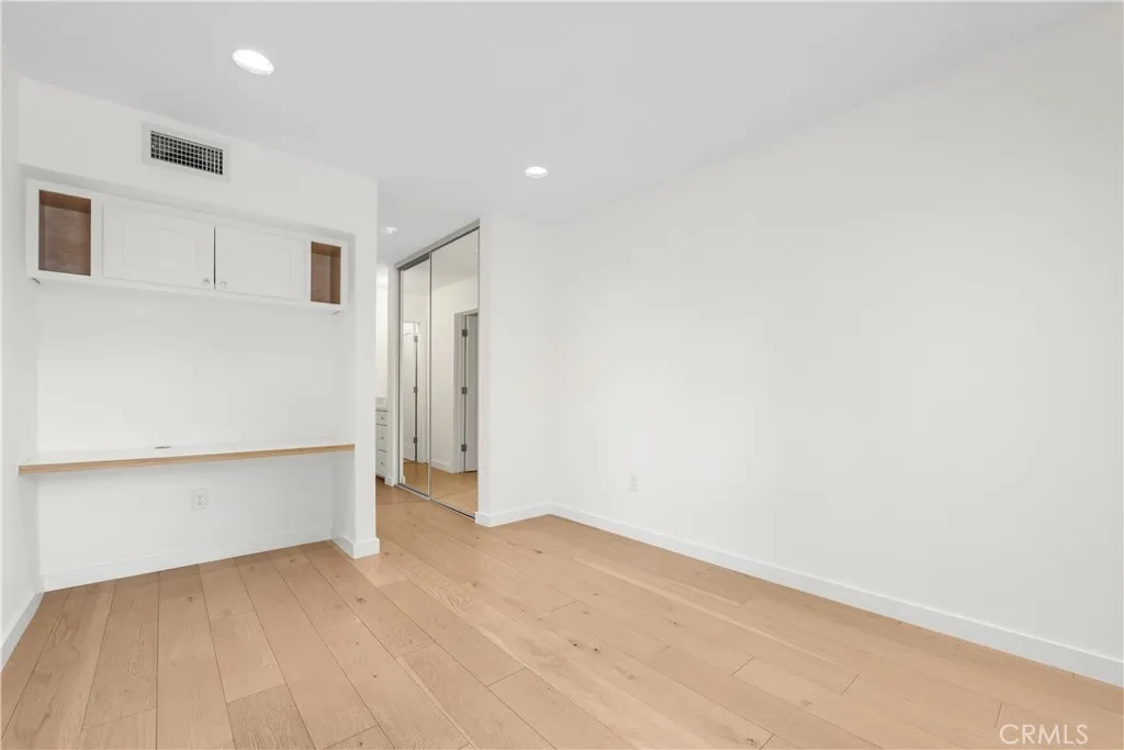 Additional image 6 of 5257 Radford Ave Unit 101, Valley Village, CA 91607