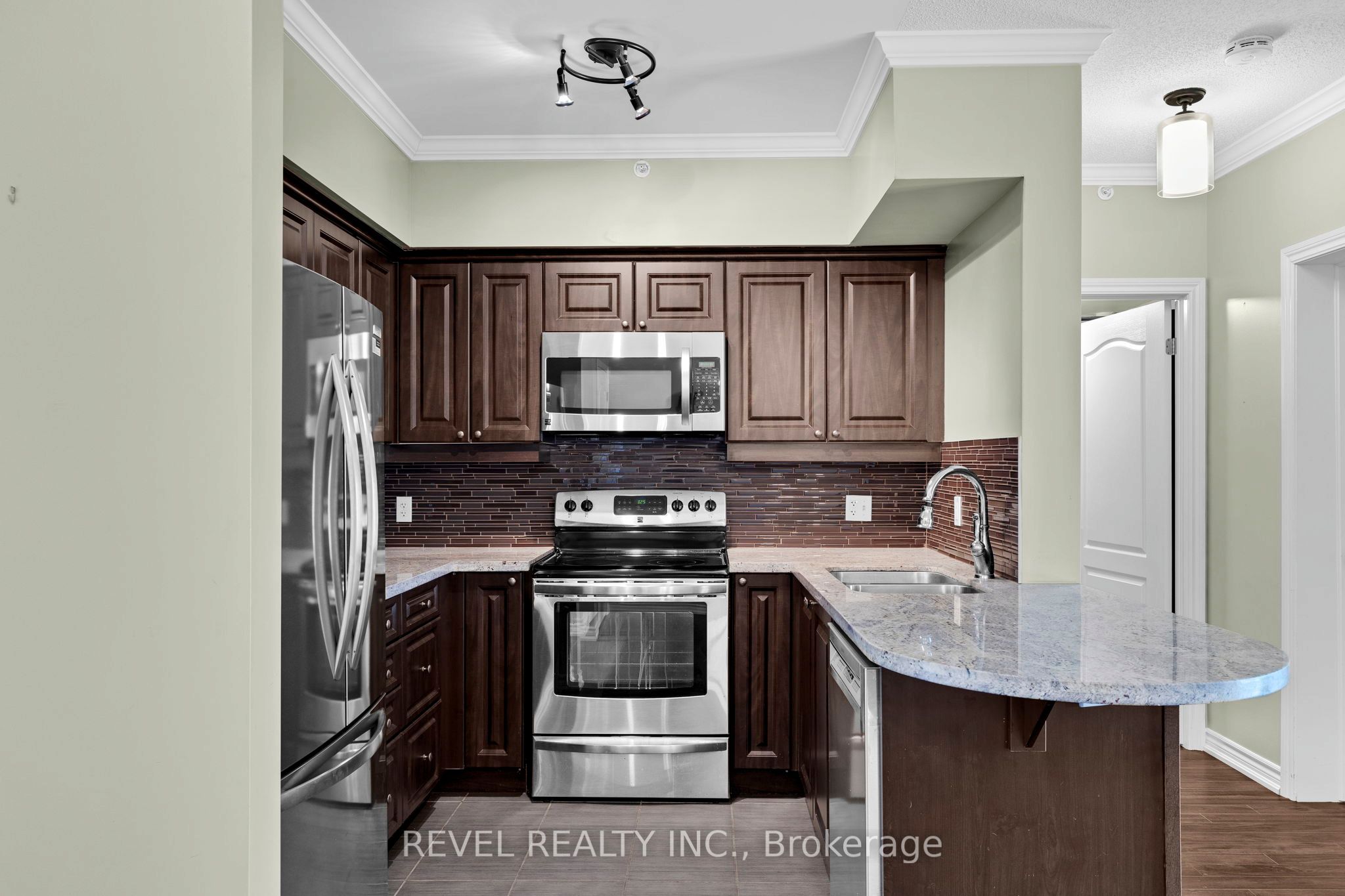 Additional image 6 of 106-39 Ferndale Drive S, Barrie, ON, L4N 5T5