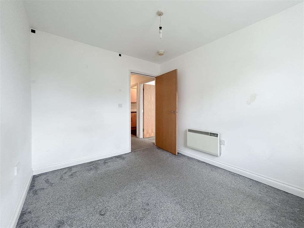 Additional image 7 of 1 bed flat for sale1 Bakersfield Place, Sale M33