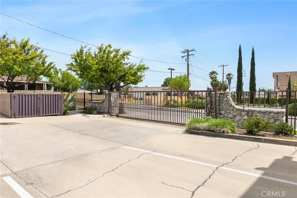 Additional image 19 of 437 N Riverside Ave, Rialto, CA 92376