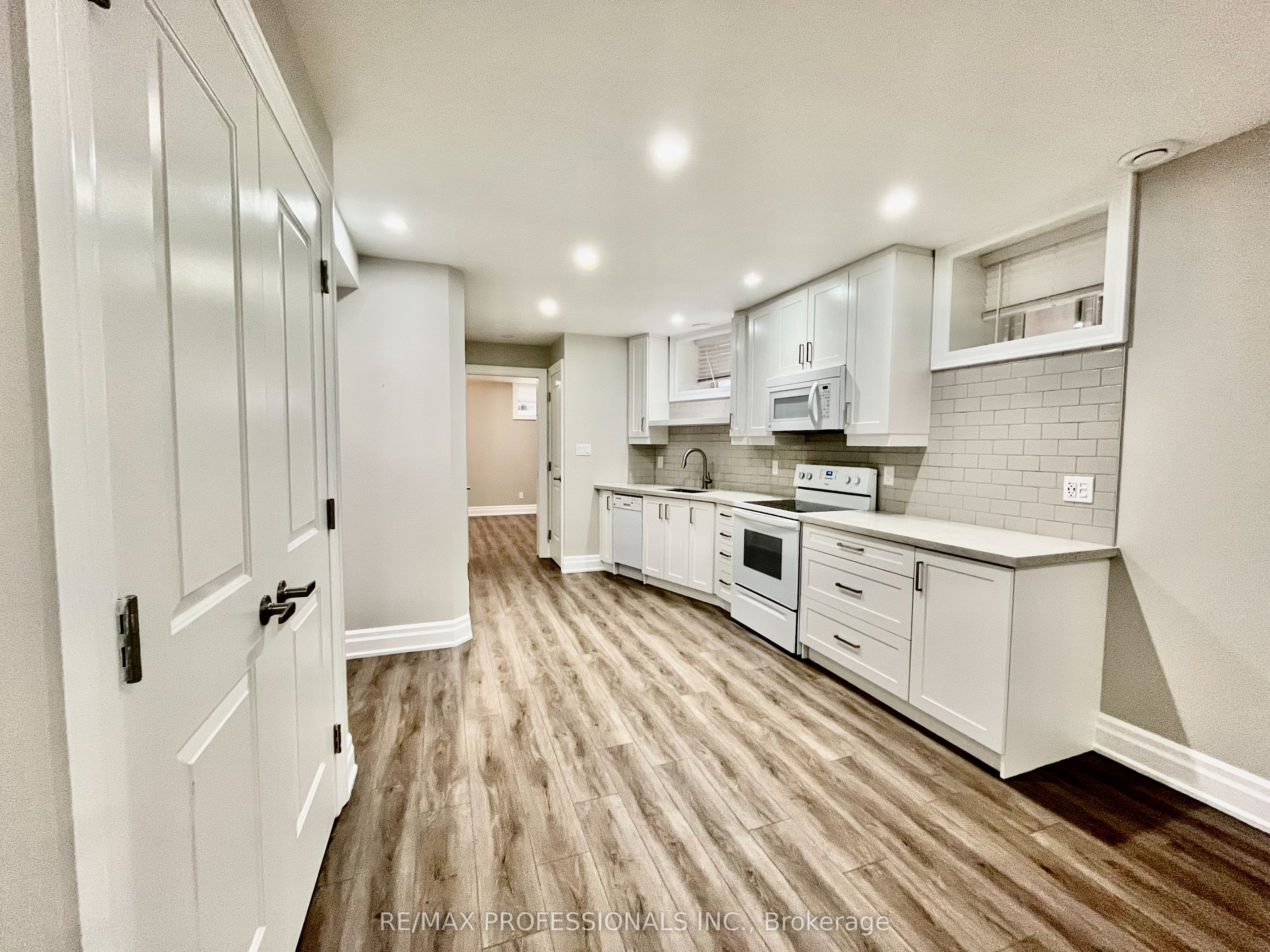 BMST-69 Symington Avenue, Toronto, ON, M6P 3W1