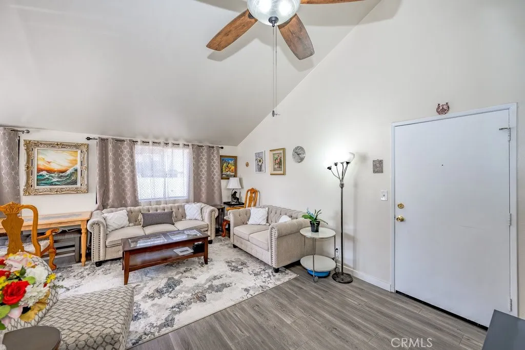 Additional image 7 of 27919 Sarabande Ln Unit 422, Canyon Country, CA 91387