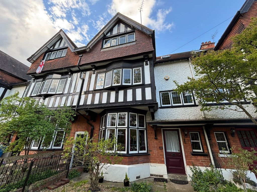 5 bed terraced house to rentWestbourne Avenue, Princes Avenue, Hull, East Riding Of Yorkshi HU5