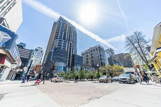 307-80 Cumberland Street, Toronto, ON, M5R 3V1