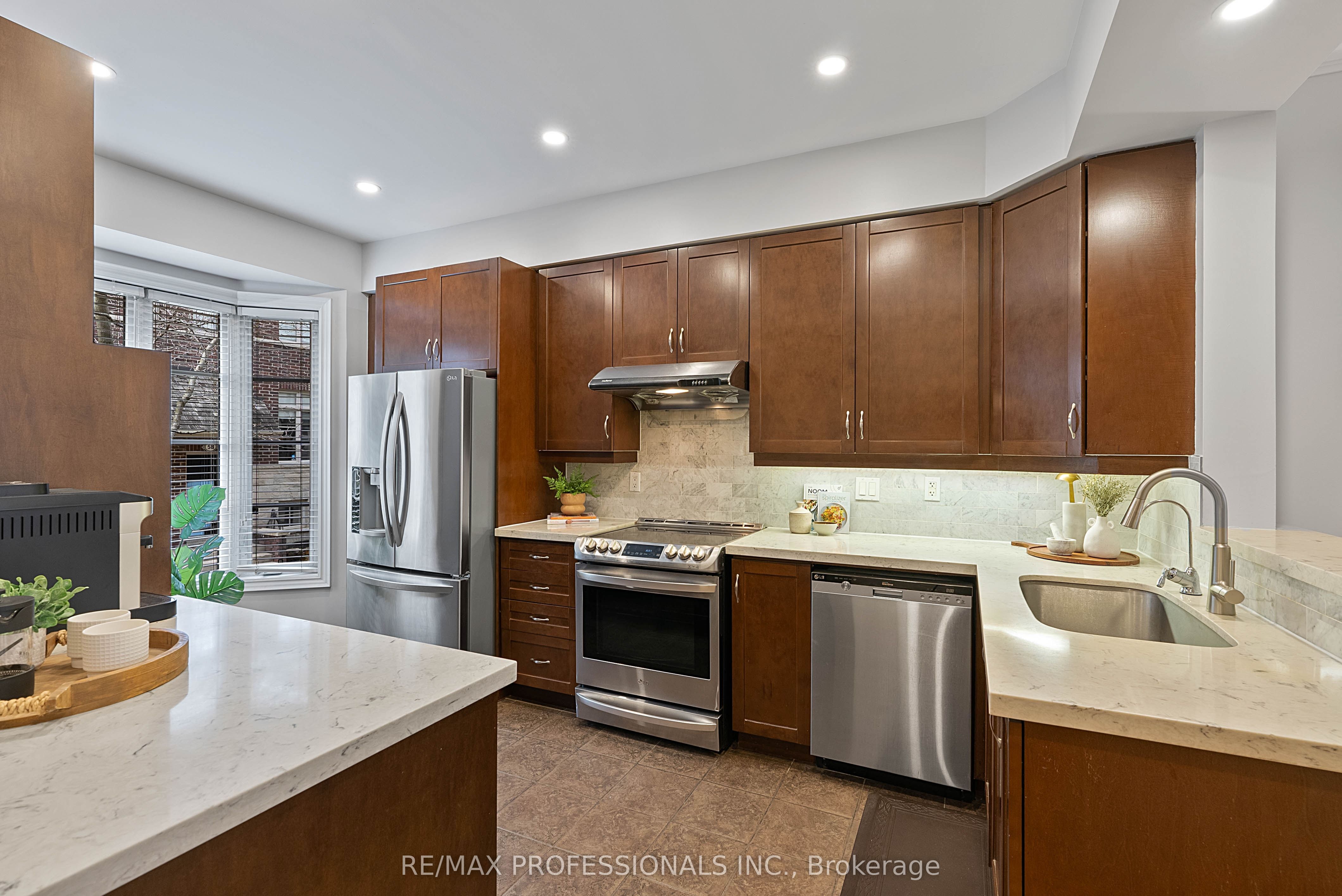 Additional image 5 of 55 Furrow Lane, Toronto, ON, M8Z 0A2