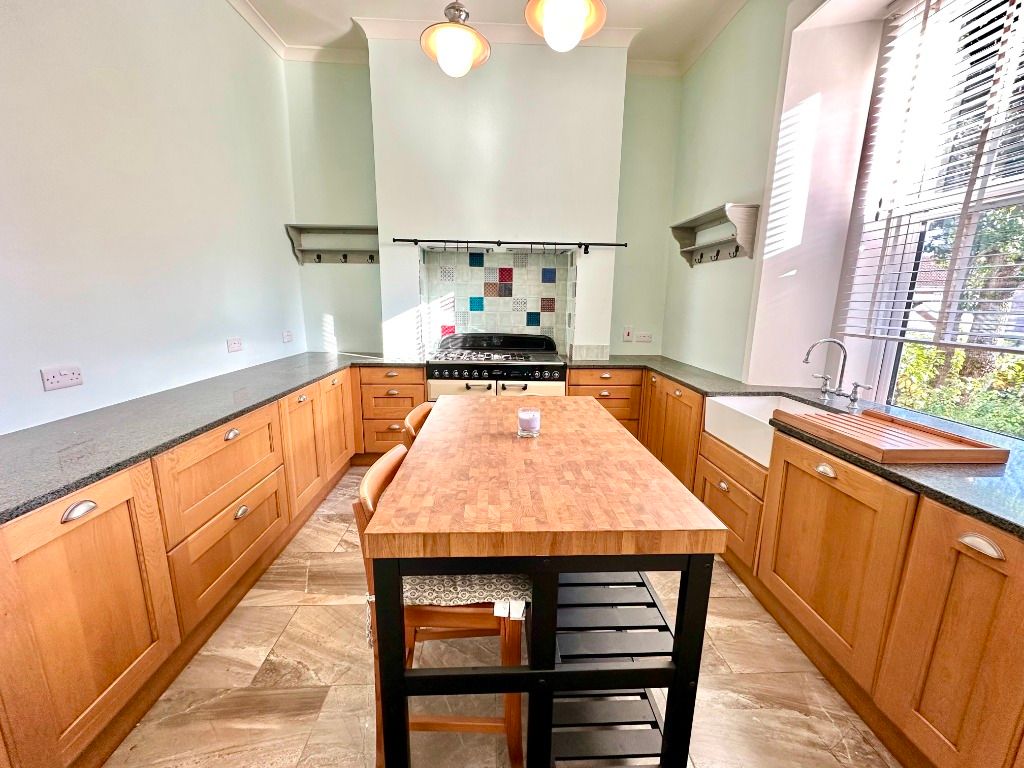Additional image 28 of 4 bed detached house to rentCarriagehill Drive, Paisley, Renfrewshire PA2