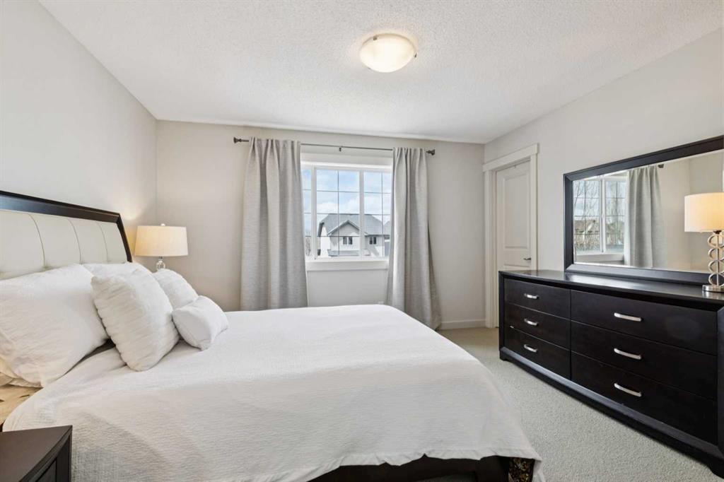 Additional image 4 of 27 Elgin Terrace SE, Calgary, AB, T2Z 0B7