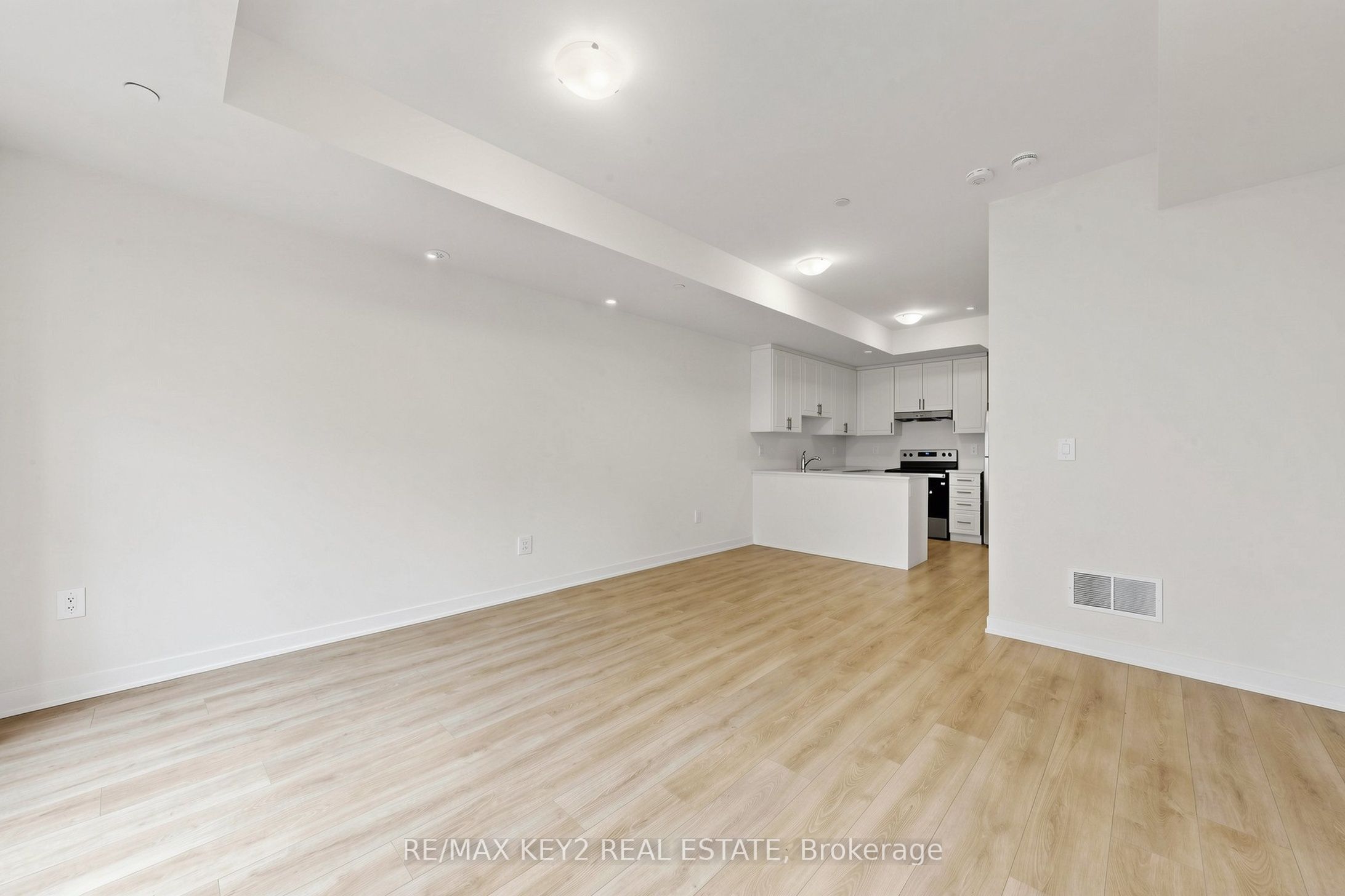 Additional image 5 of 230-1695 Dersan Street, Pickering, ON, L1X 0S9