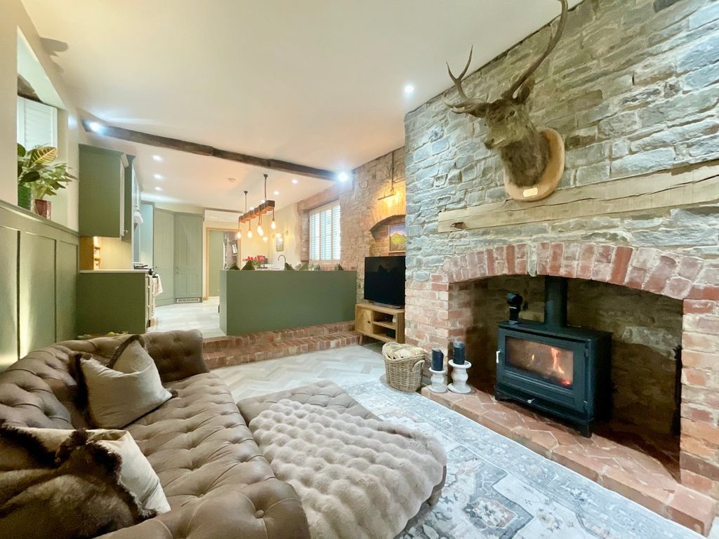 Additional image 4 of 4 bed detached house for salePorthycarne Street, Usk NP15