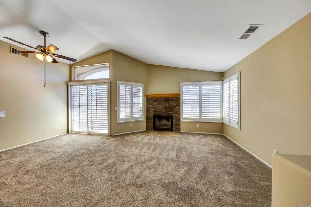 Additional image 5 of 400 Sanibelle Cir Unit 1, Chula Vista, CA 91910