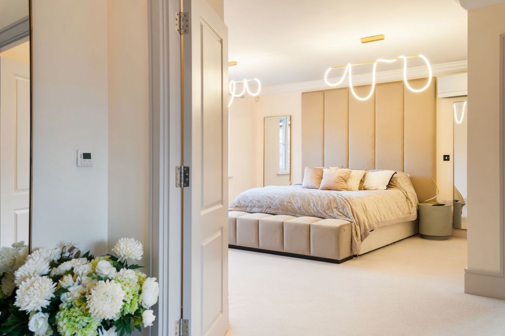 Additional image 16 of 5 bed detached house to rentCoppice Vale, Felbridge, East Grinstead RH19