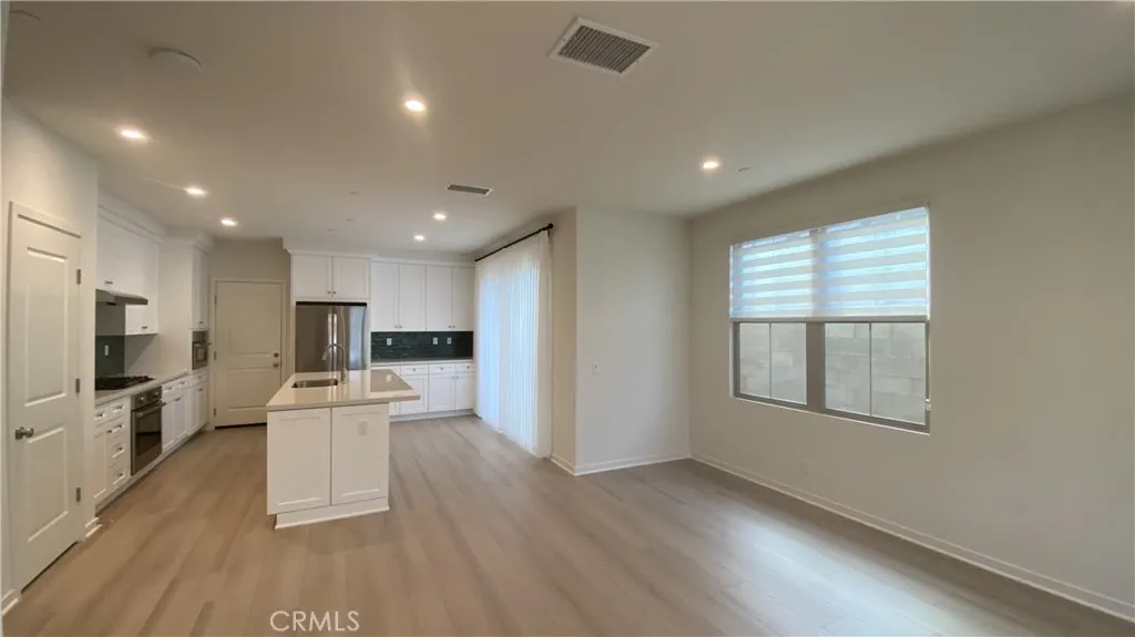 Additional image 38 of 110 Sunnyside, Irvine, CA 92618