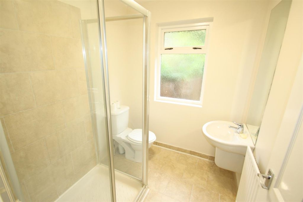 Additional image 10 of 2 bed end terrace house to rentRed Row, Ballynahinch BT24
