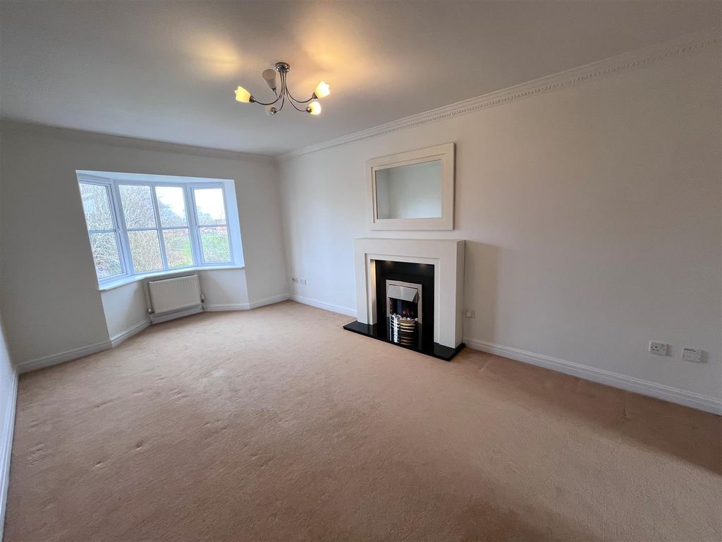 Additional image 3 of 2 bed flat to rentChamberlain Drive, Wilmslow, Cheshire SK9