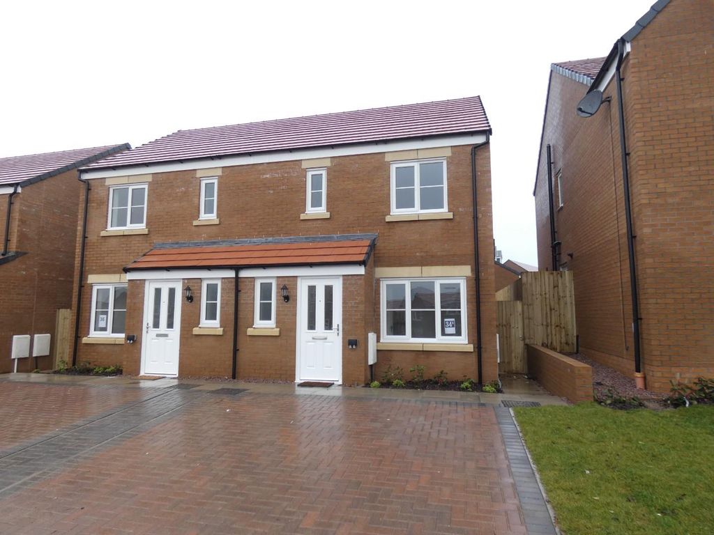 3 bed semi-detached house to rentEdderside Drive, Carlisle CA3