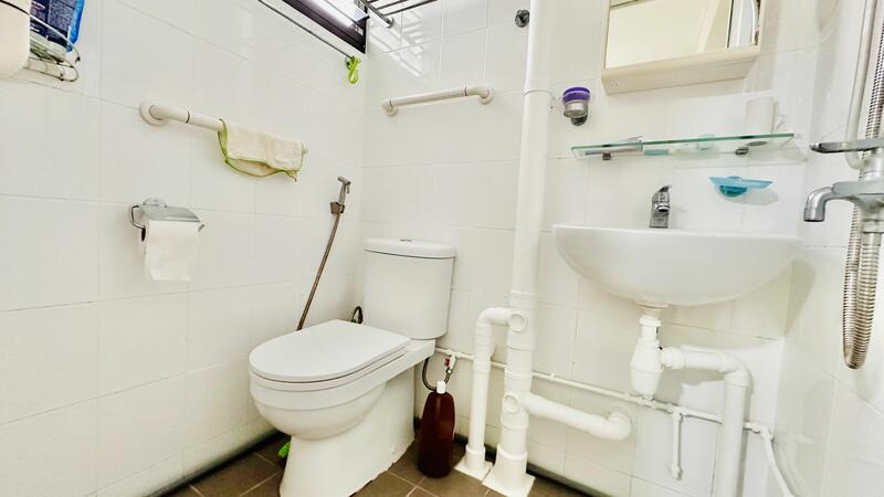 347 Clementi Avenue 5 photo 3