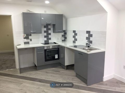 Llantrisant Street, Cardiff CF24