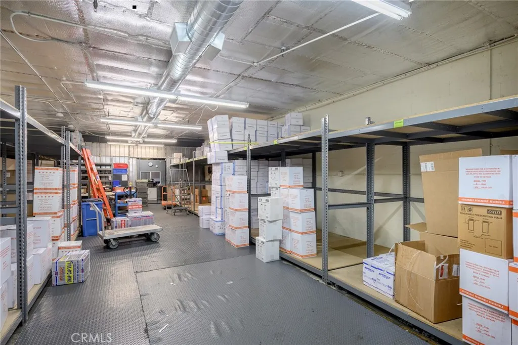 Additional image 42 of 3210 N San Fernando Blvd, Burbank, CA 91504