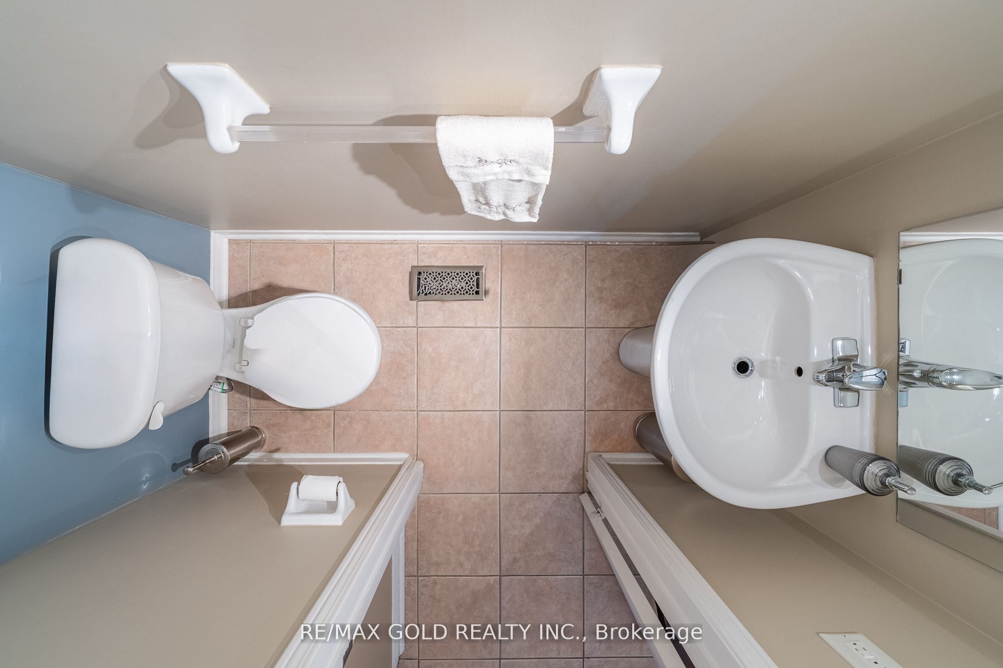31 Mistdale Crescent, Brampton, ON, L7A 1S2 photo 4