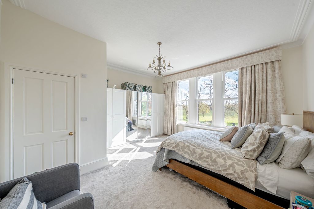 Additional image 10 of 4 bed flat to rentBeech Grove, Harrogate HG2