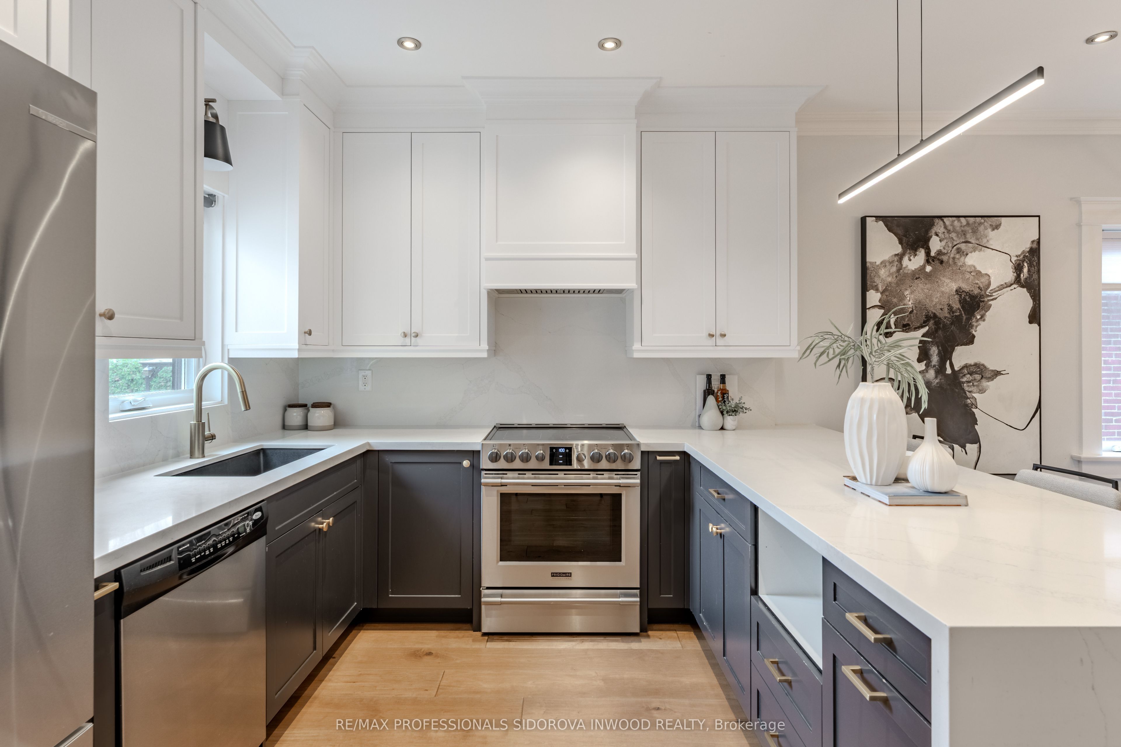 Additional image 5 of 640 Runnymede Road, Toronto, ON, M6S 3A2