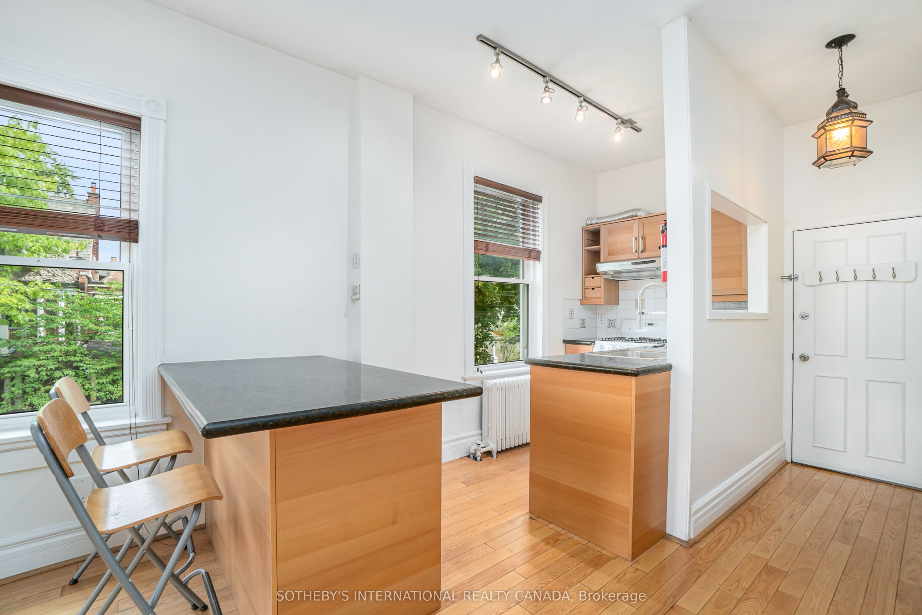 Additional image 2 of #2-225 Major Street, Toronto, ON, M5S 2L4