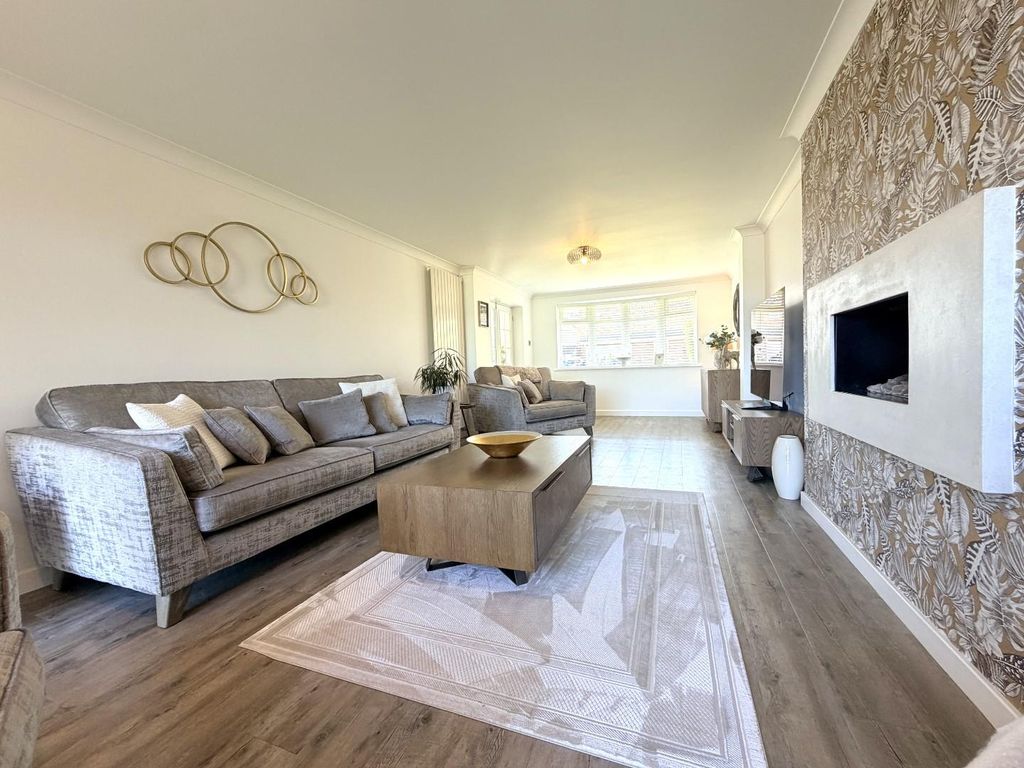 Additional image 7 of 5 bed detached house for saleParklands Way, West Park, Hartlepool TS26