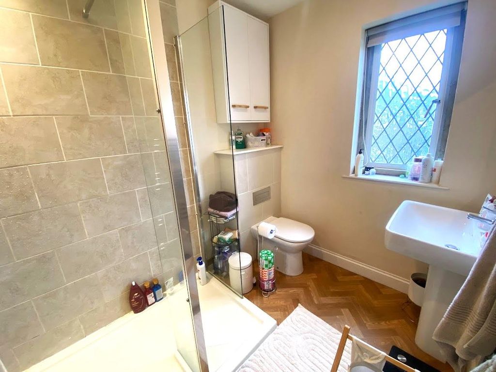 Additional image 11 of 5 bed detached house to rentRossett Holt Grove, Harrogate HG2