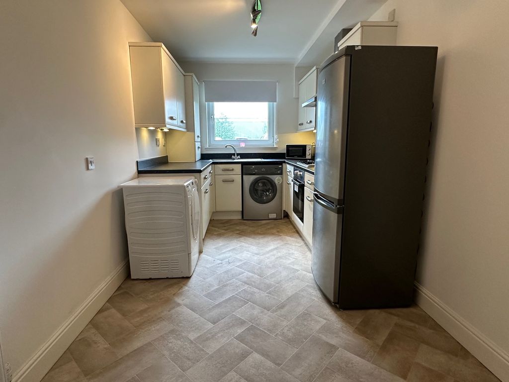 Additional image 4 of 2 bed flat to rentRoxburgh Court, Motherwell ML1