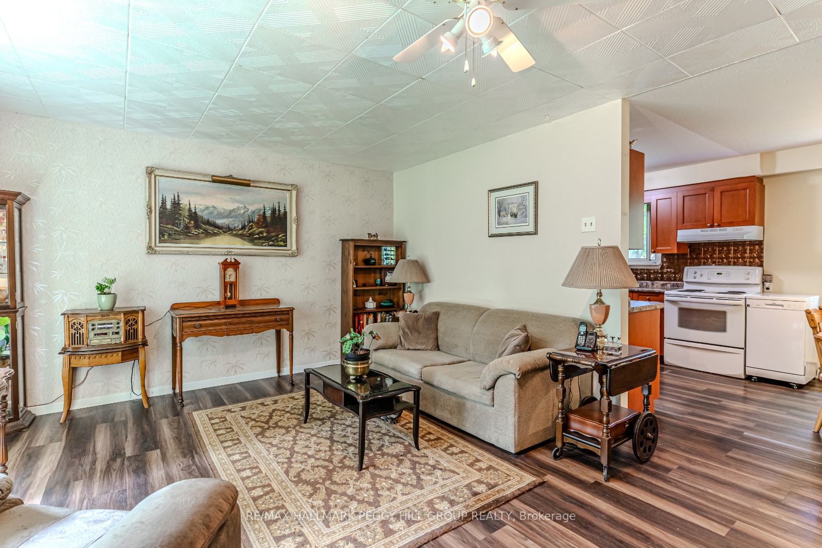 Additional image 3 of 82 Helena Street, Wasaga Beach, ON, L9Z 1R1