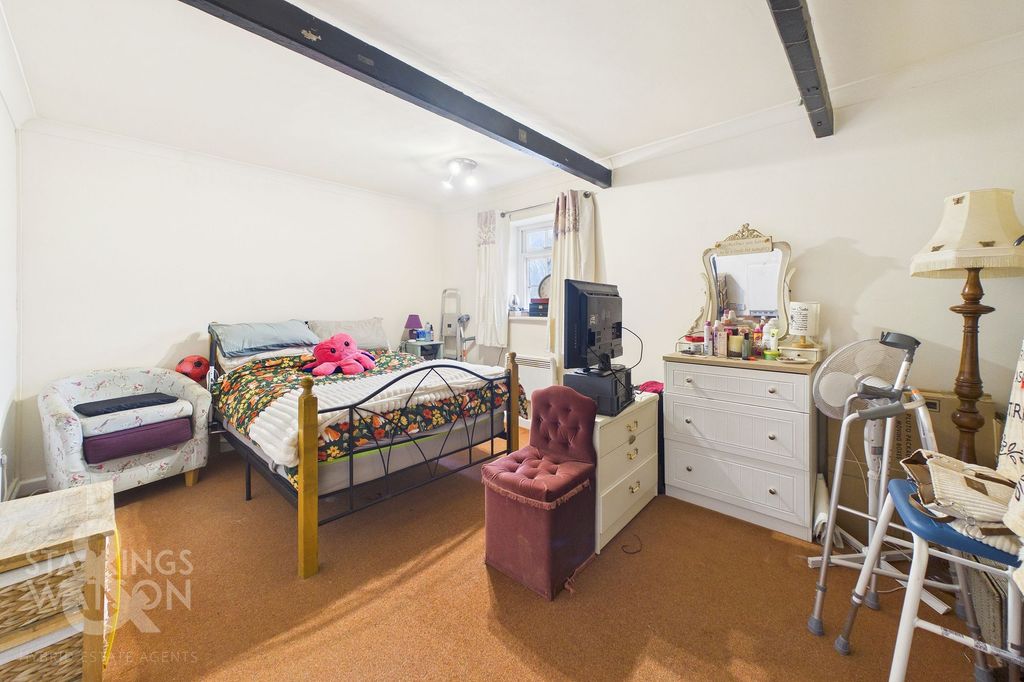 Additional image 7 of 2 bed flat for saleIpswich Road, Pulham Market, Diss IP21