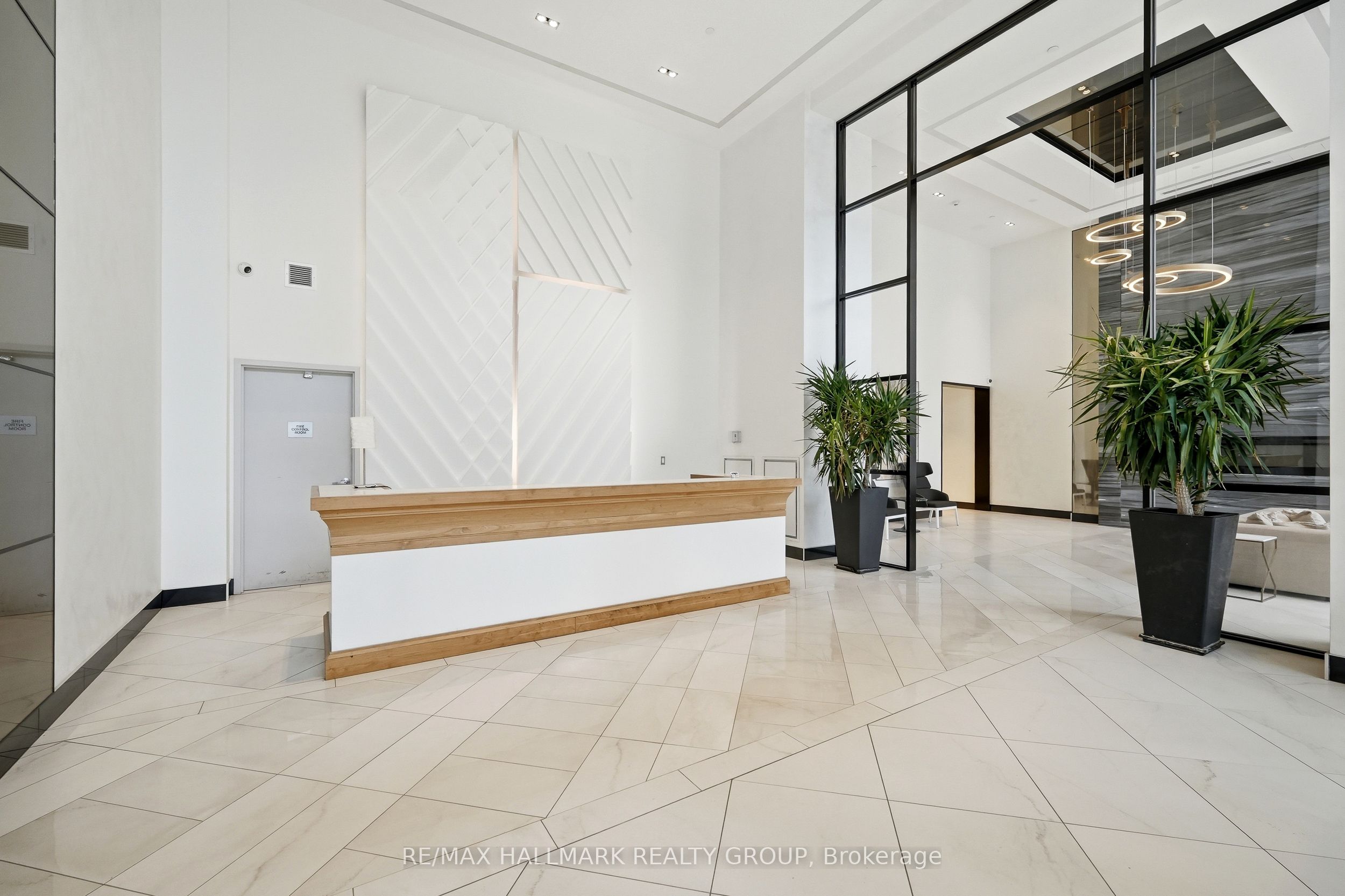 Additional image 2 of 106-255 Bay Street, Ottawa, ON, K1R 0C5