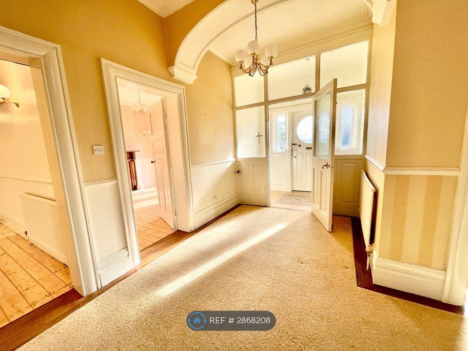 Additional image 2 of 4 bed semi-detached house to rentHolywell Avenue, Whitley Bay NE26