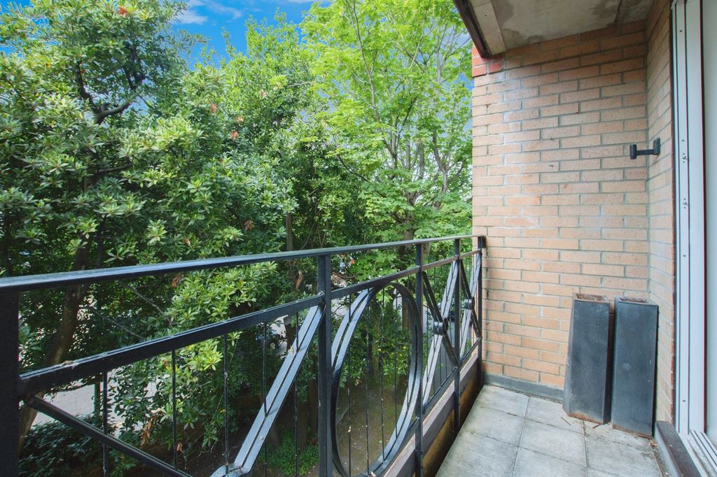Additional image 13 of 2 bed flat for saleParsonage Road, Bournemouth BH1