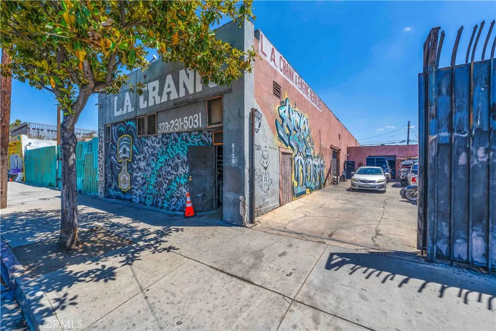 Additional image 3 of 5726 S Central Avenue, Los Angeles, CA 90011
