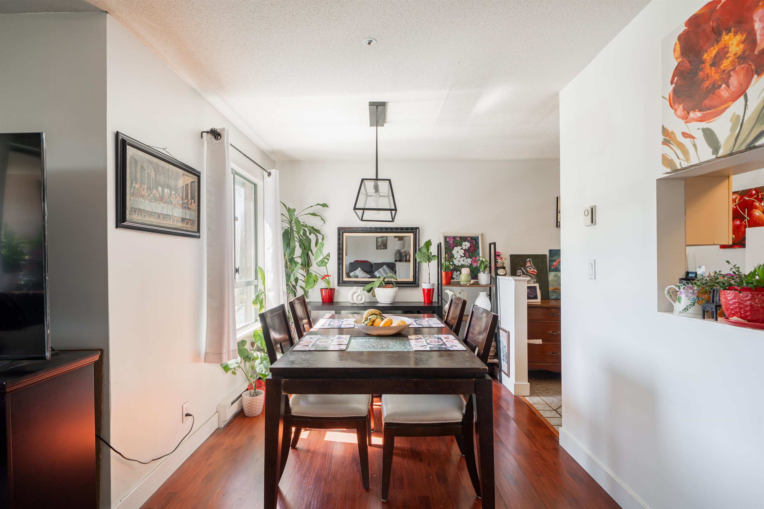 Additional image 5 of 207-223 Mountain Highway, North Vancouver, BC, V7J 3V3