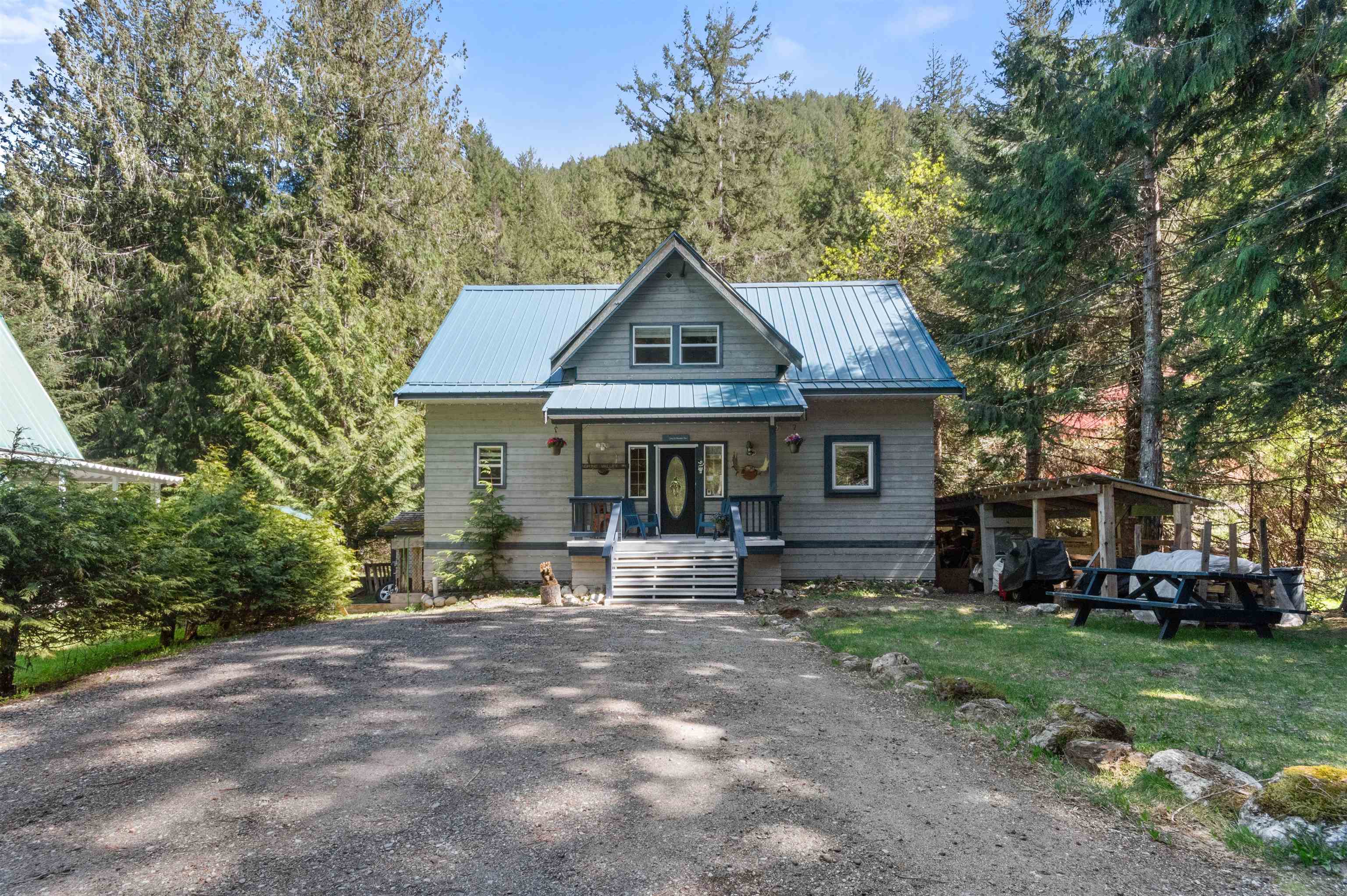 14450 Alpine Boulevard, Hope, BC, V0X 1L5