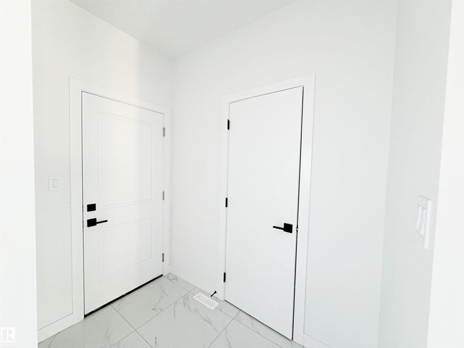 Additional image 6 of 1314 35 Street NW, Edmonton, AB, T6L3E8