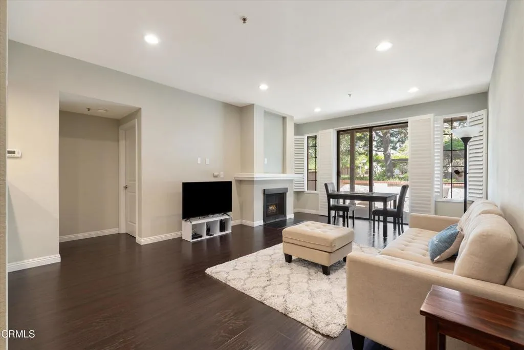 Additional image 2 of 2559 Plaza Del Amo Unit 111, Torrance, CA 90503