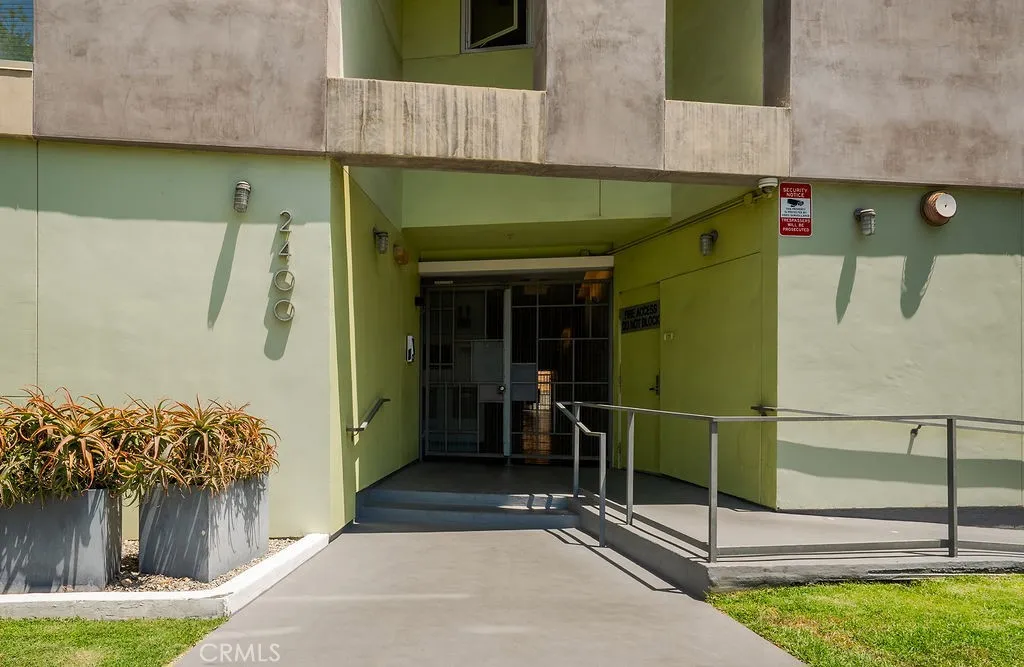 Additional image 24 of 2400 Corinth Avenue Unit 21, Los Angeles, CA 90064